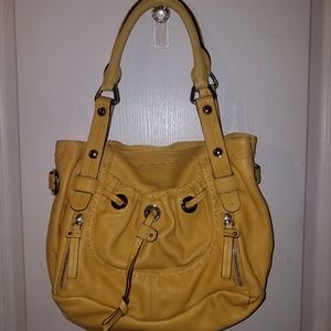 B. Makowsky handbag